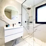 Villa Luxury *****
