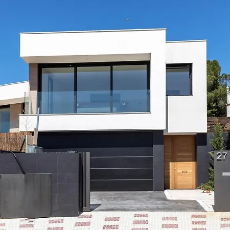 Luxury ***** * פלטחה ד'ארו