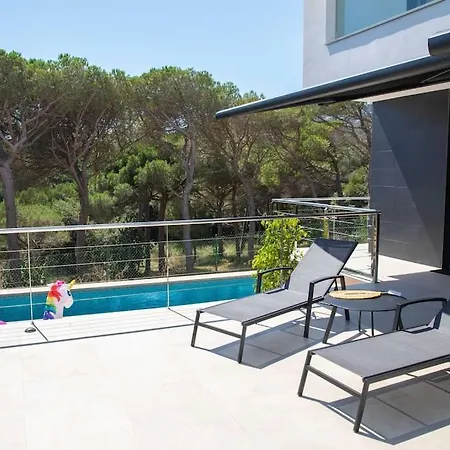 וילה Luxury ***** פלטחה ד'ארו